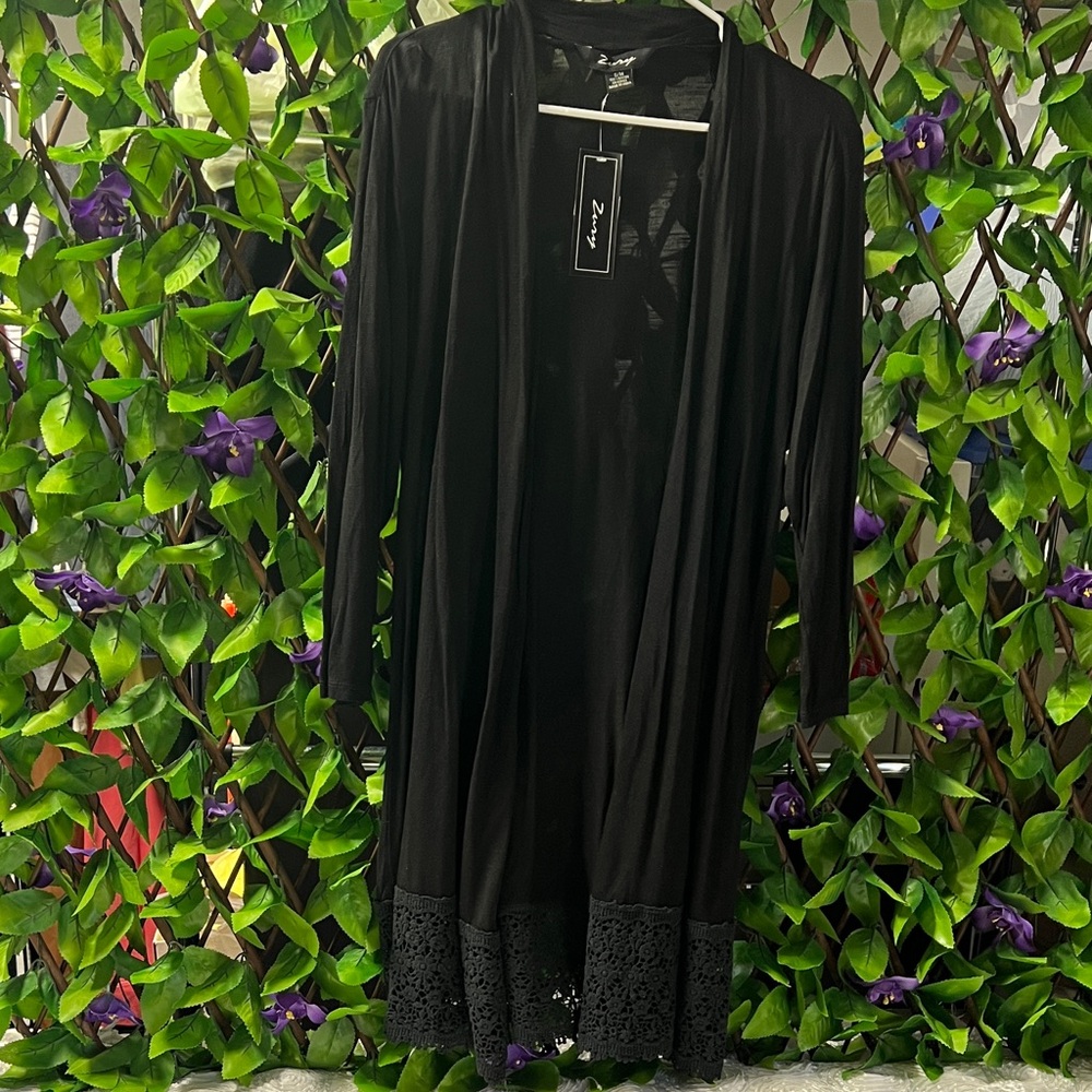 Chic Black Lace-Accented Women's Cardigan